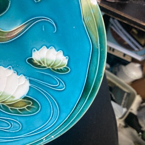 Zell Harmersbach Baden German Art Nouveau Lotus Water Lily Majolica Salad as is - Picture 11 of 11